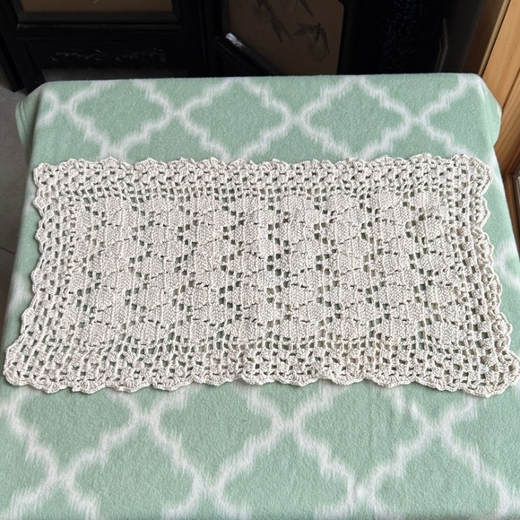 Elegant Cream Crochet Table Runner - Picture 1 of 4
